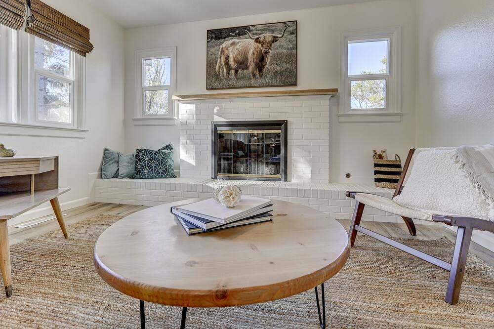 Photo of Bedroom in Northeast Colorado Springs