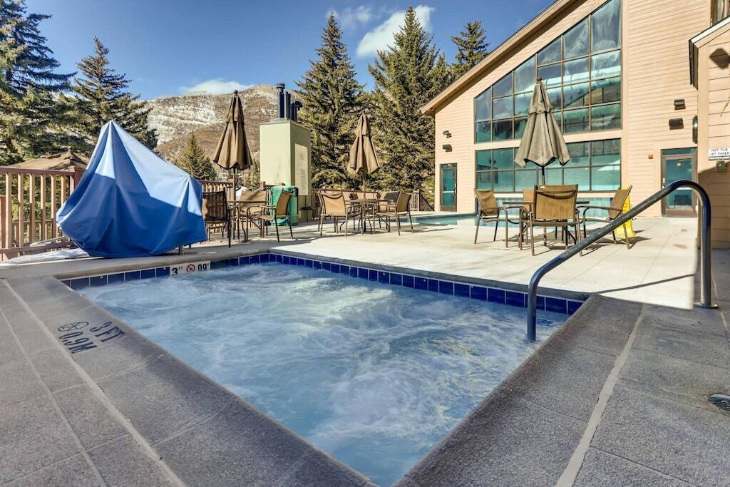 Photo of Outdoor in Highland Meadows
