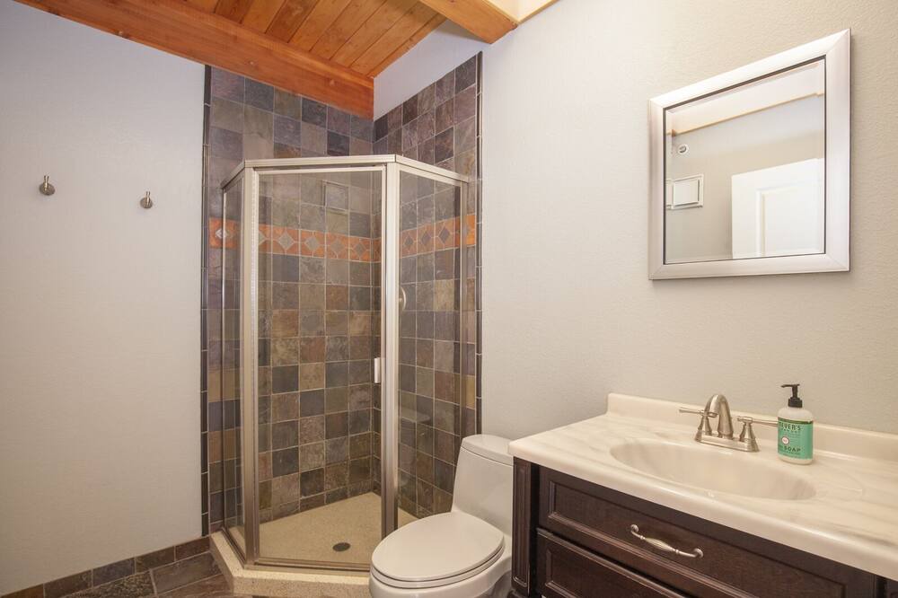 Photo of Bathroom in Como