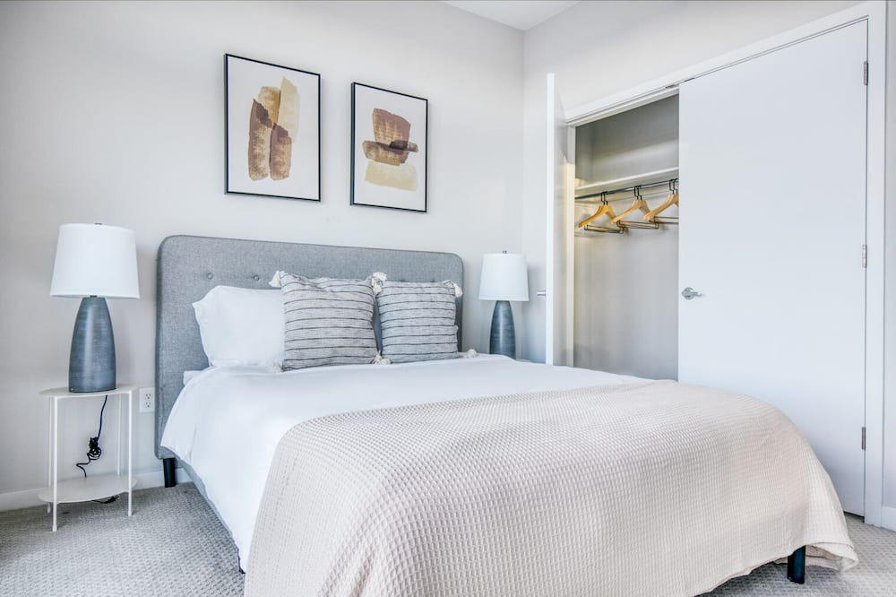 Photo of Bedroom in Transit Village