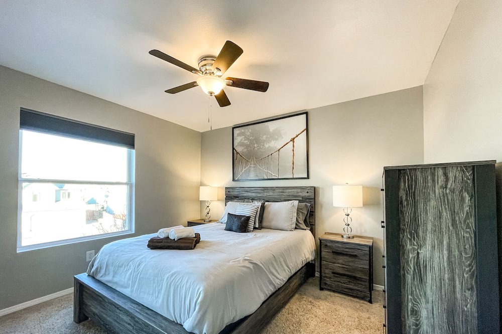 Photo of Bedroom in Cheyenne Meadows