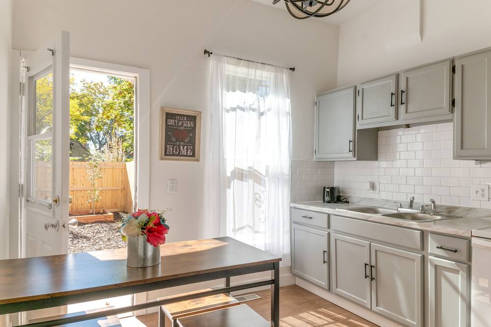 Photo of Kitchen in Baker