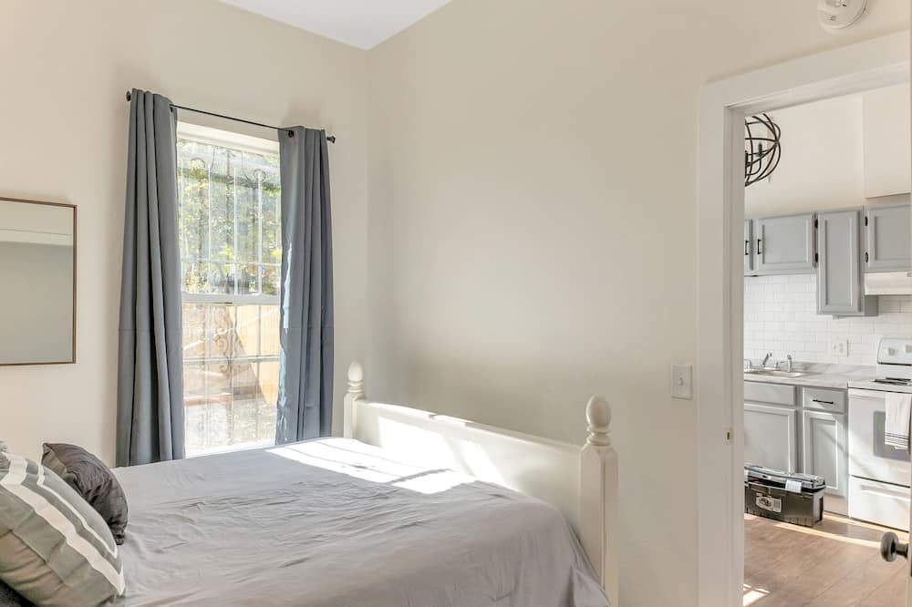 Photo of Bedroom in Baker