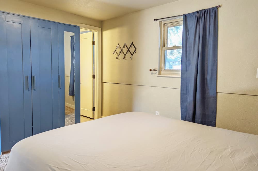 Photo of Bedroom in Village Seven