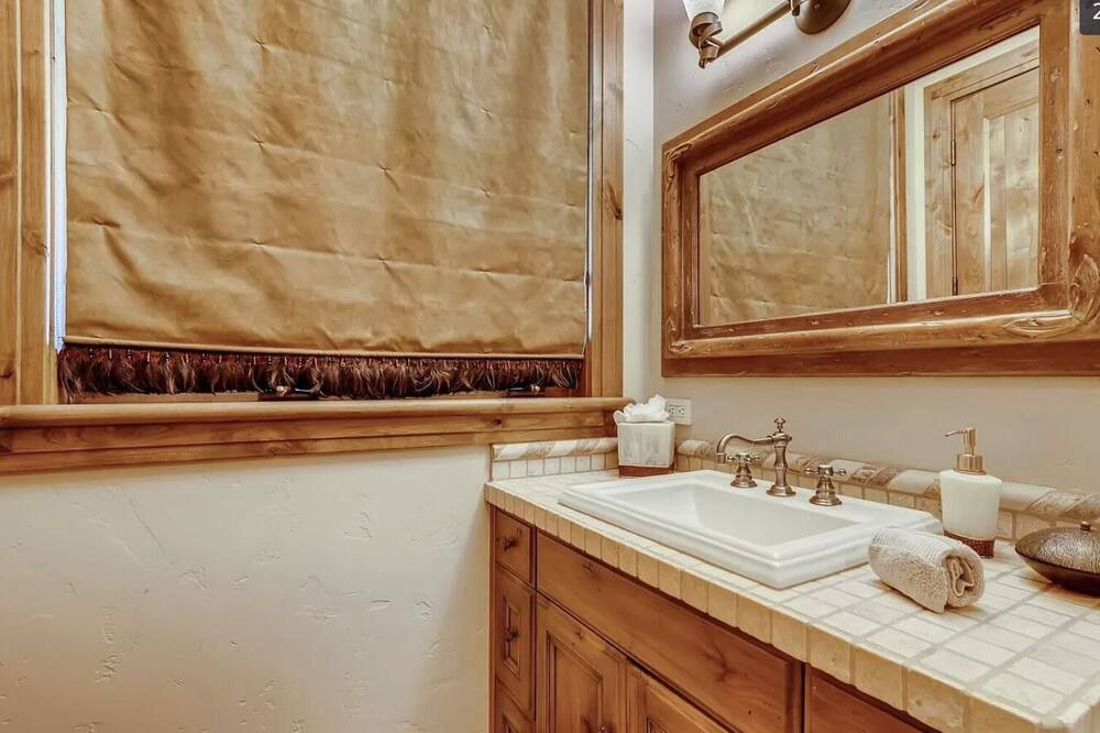 Photo of Bathroom in Cordillera