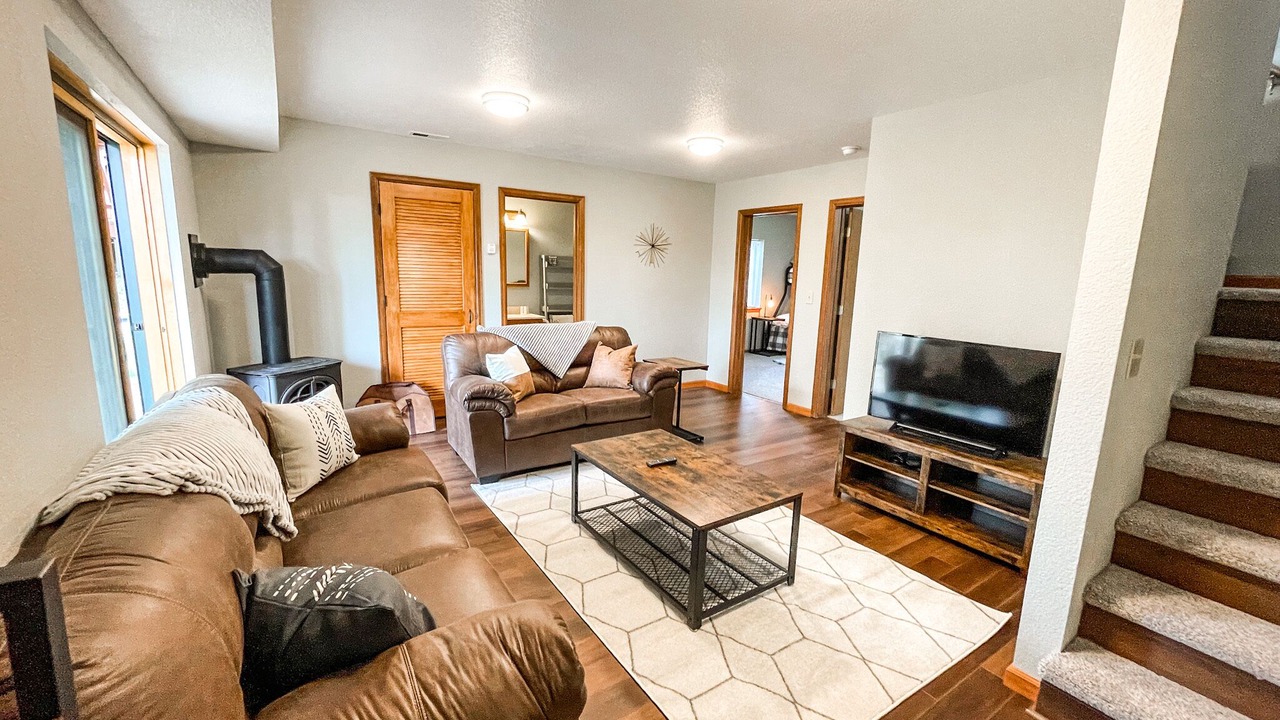 Photo of Livingroom in Divide