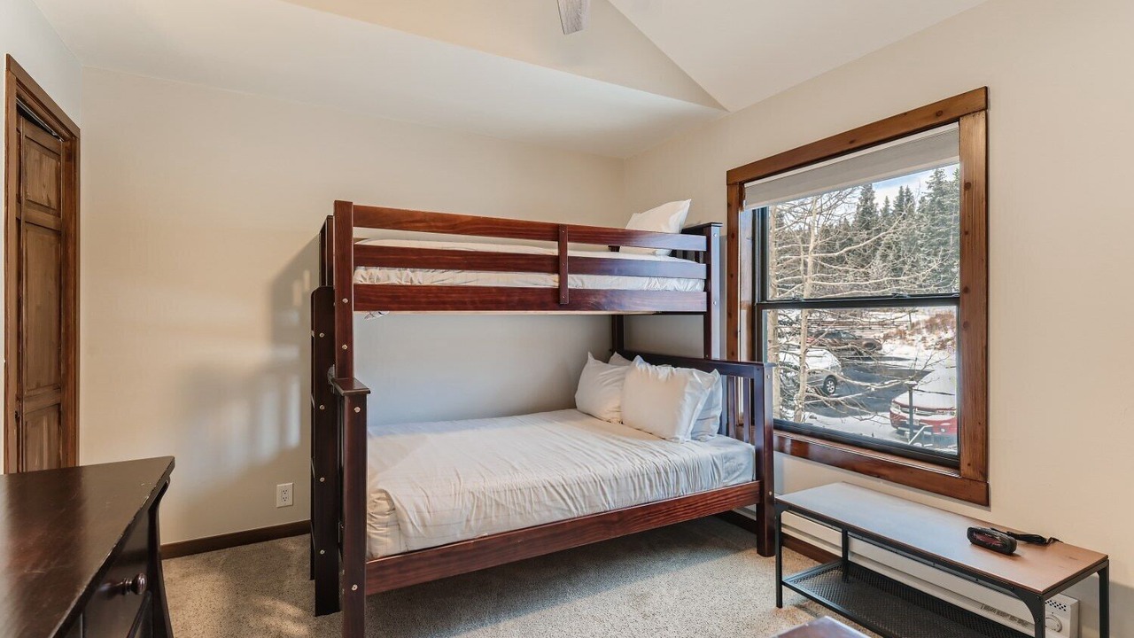 Photo of Livingroom in Baldy Mountain
