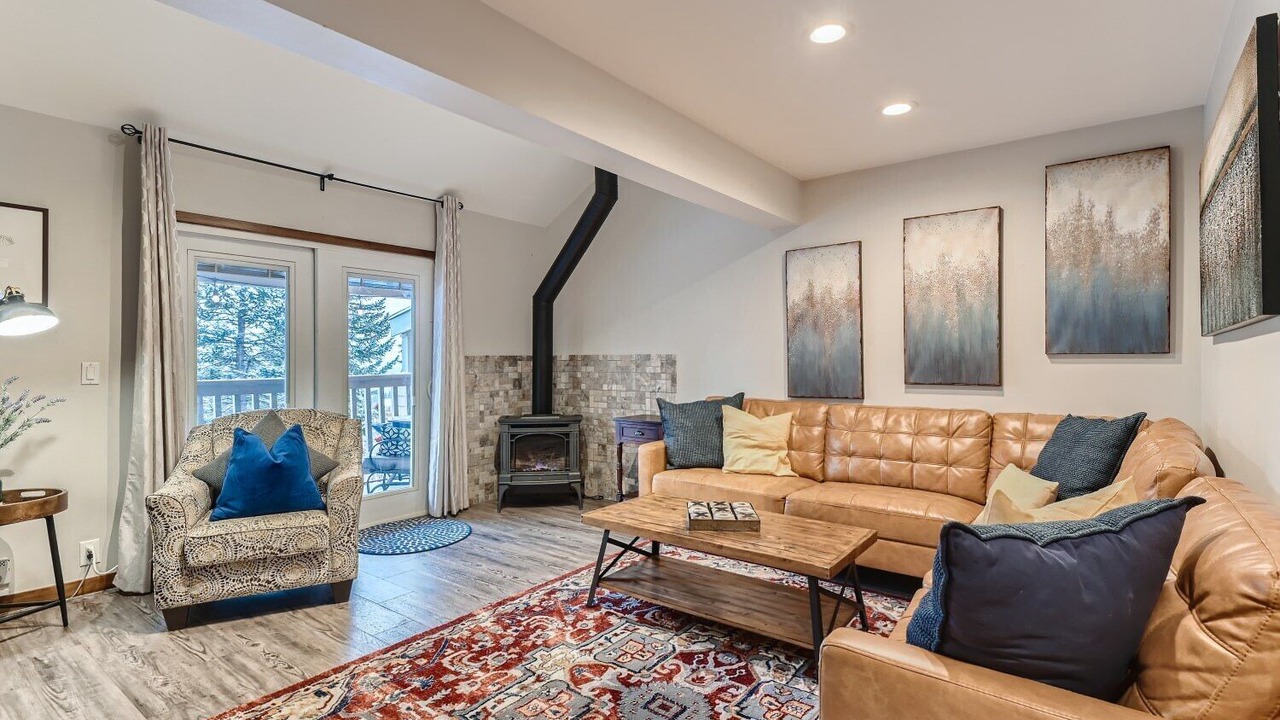 Photo of Livingroom in Baldy Mountain