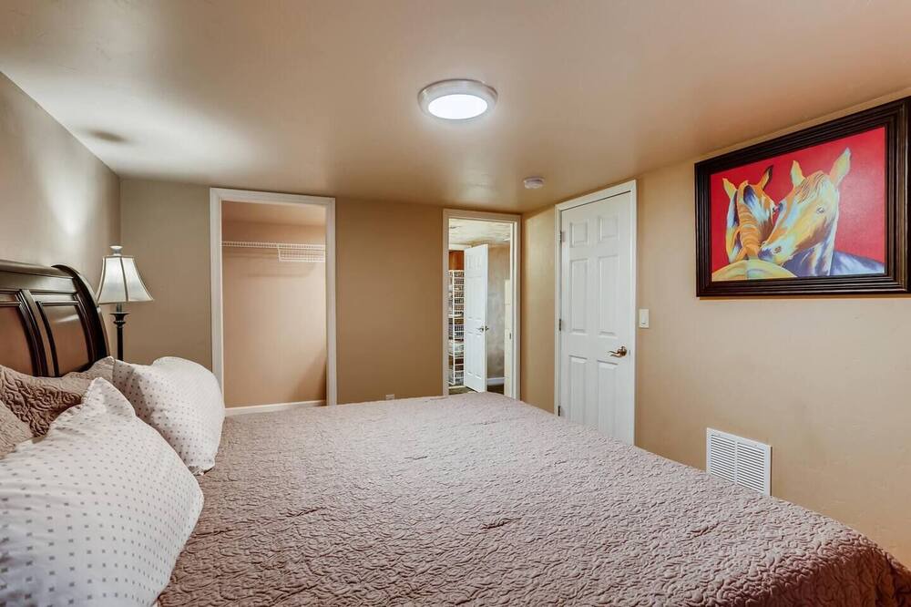 Photo of Bedroom in Castle Rock
