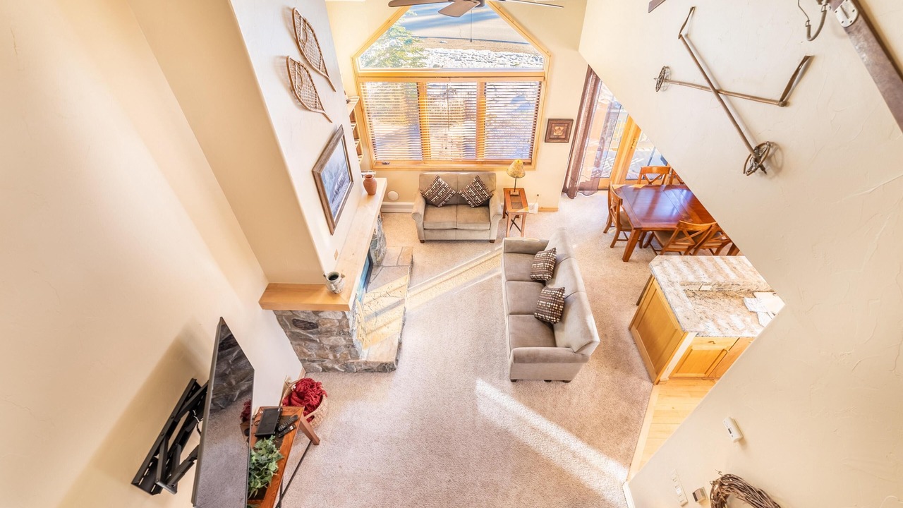 Photo of Livingroom in Mountain House