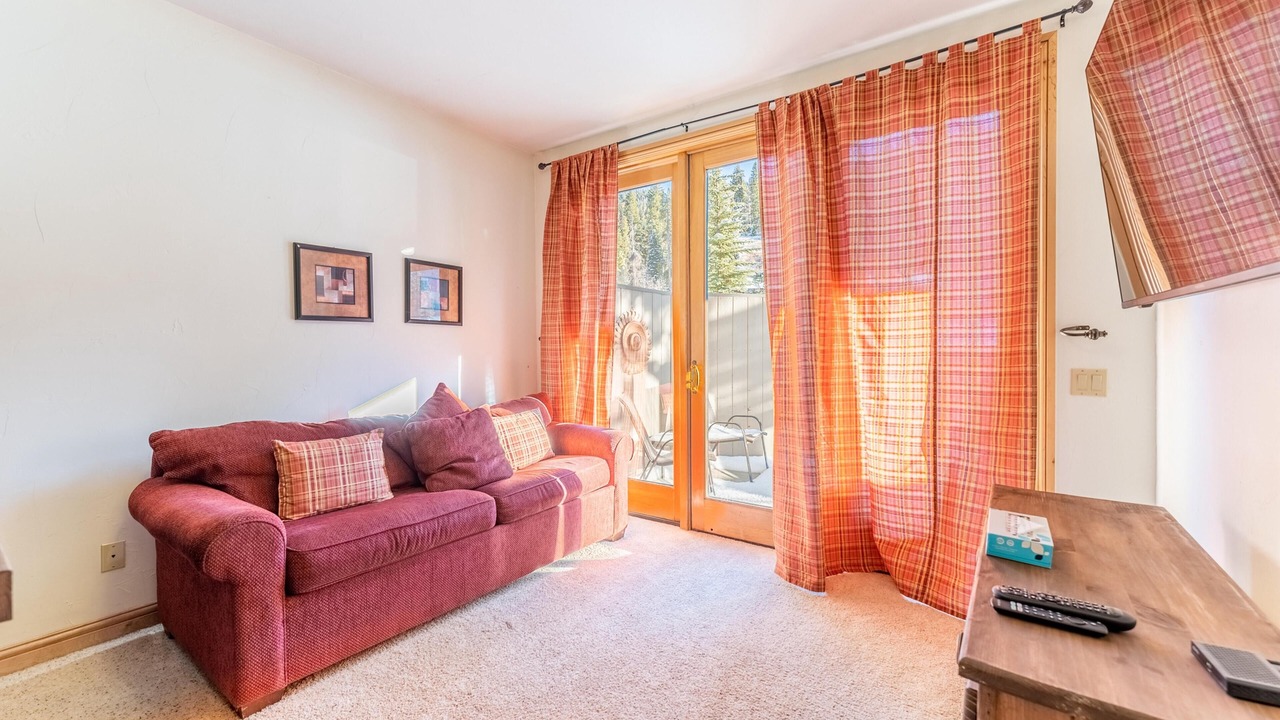 Photo of Livingroom in Mountain House