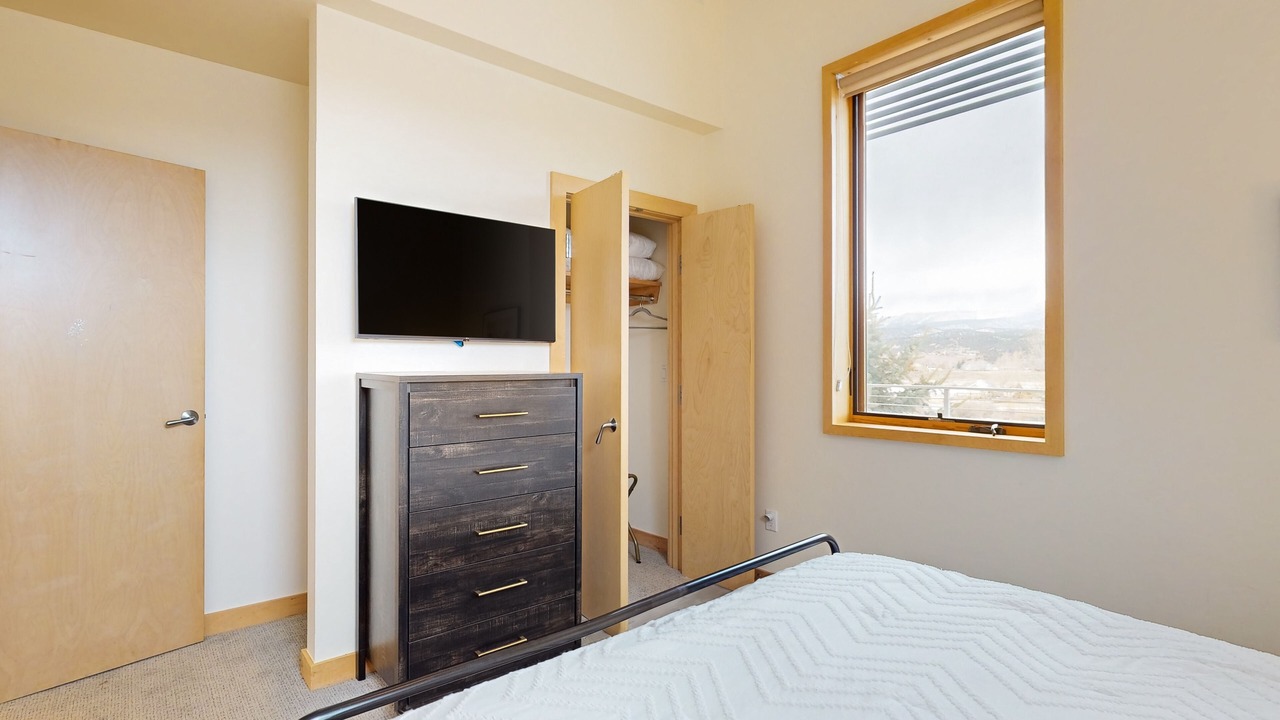 Photo of Bedroom in Eagle
