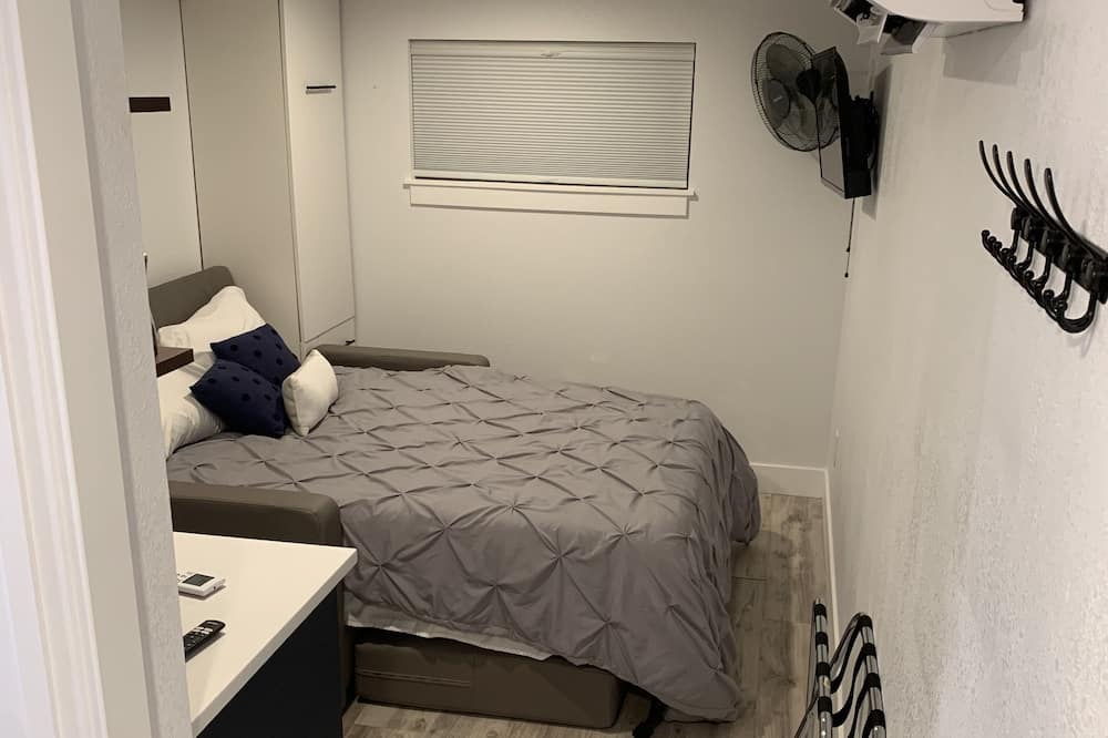 Photo of Bedroom in West Colfax