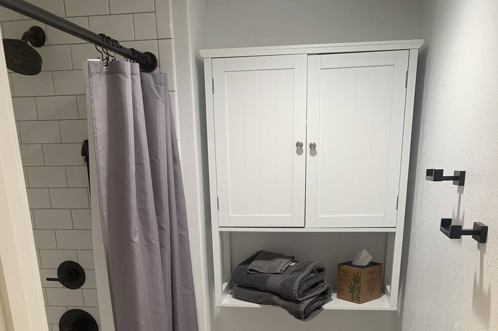 Photo of Bathroom in West Colfax