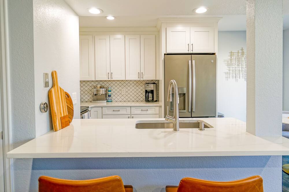 Photo of Kitchen in Glenwood Grove - North Iris