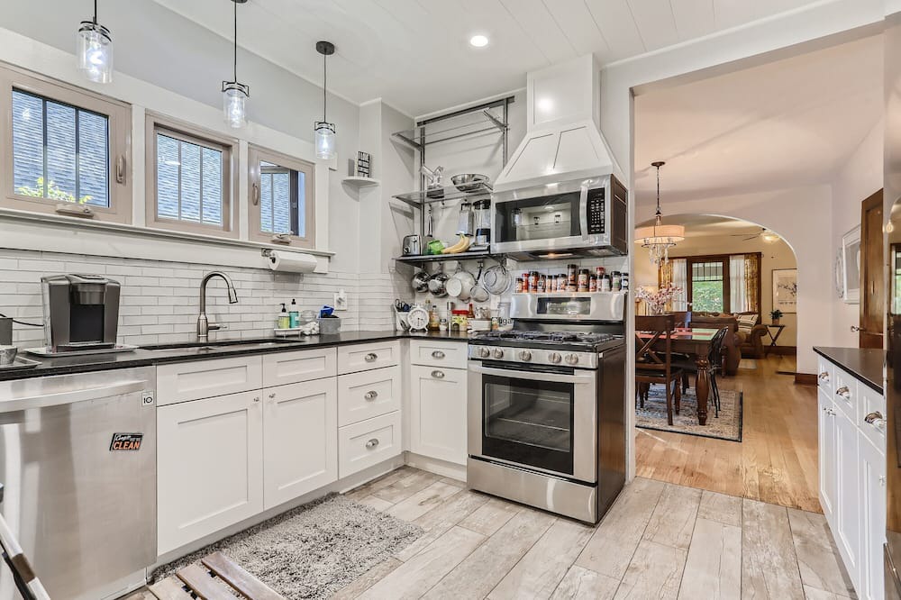 Photo of Kitchen in Congress Park