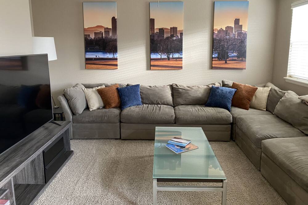 Photo of Livingroom in Todd Creek