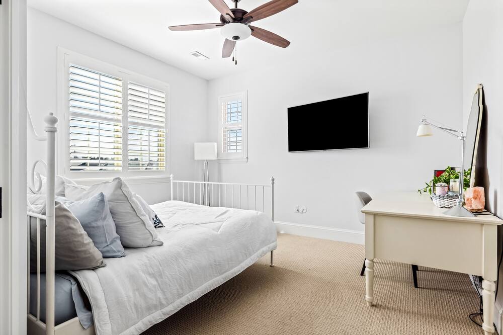 Photo of Livingroom in Greenwood Village