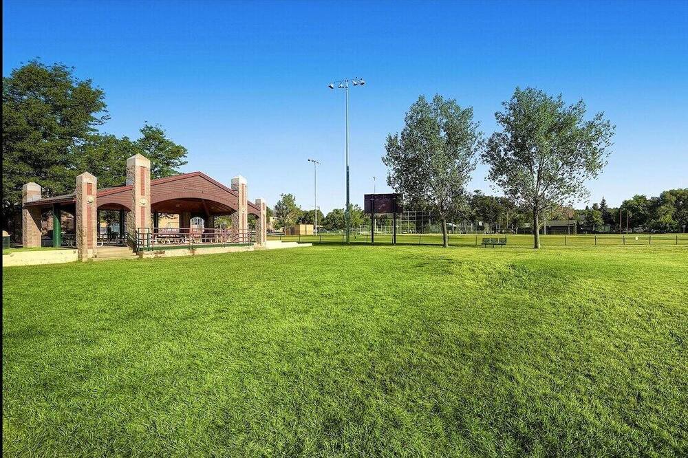 Photo of Outdoor in Bel Aire