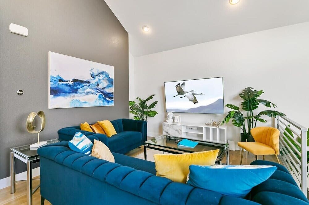 Photo of Bedroom in Northeast Park Hill