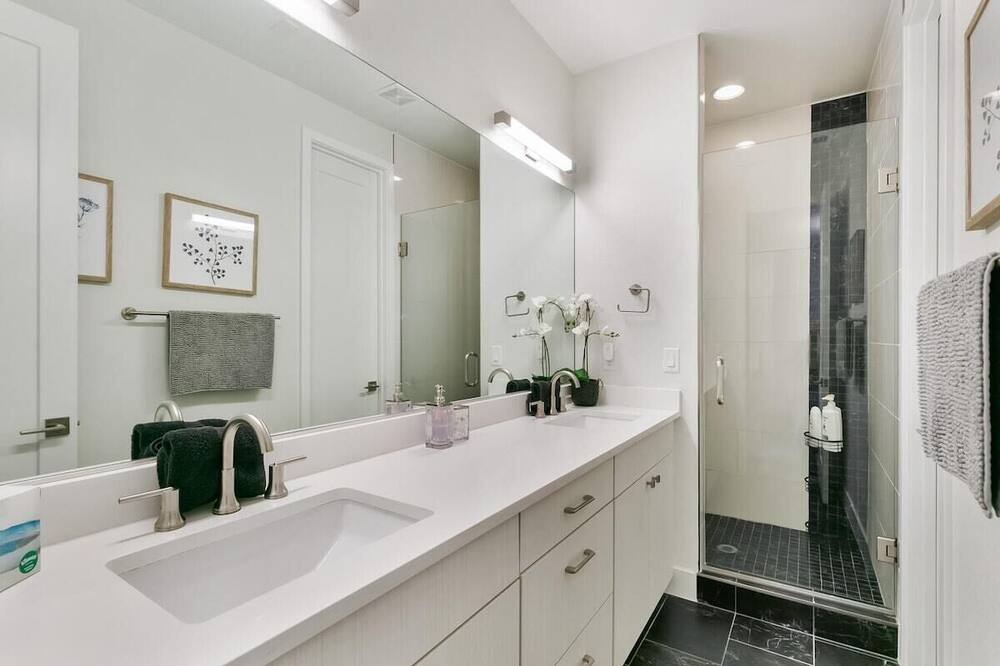 Photo of Bathroom in Northeast Park Hill