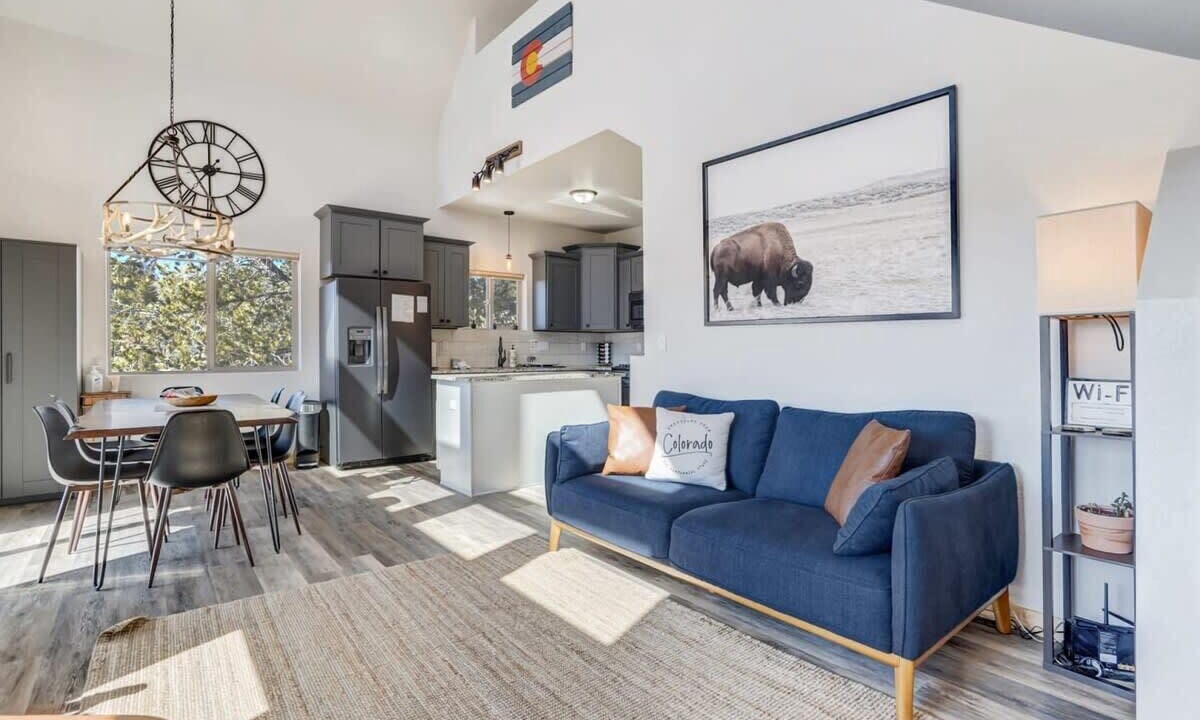 Photo of Livingroom in Rainbow Valley