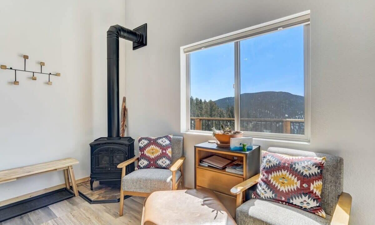 Photo of Livingroom in Rainbow Valley
