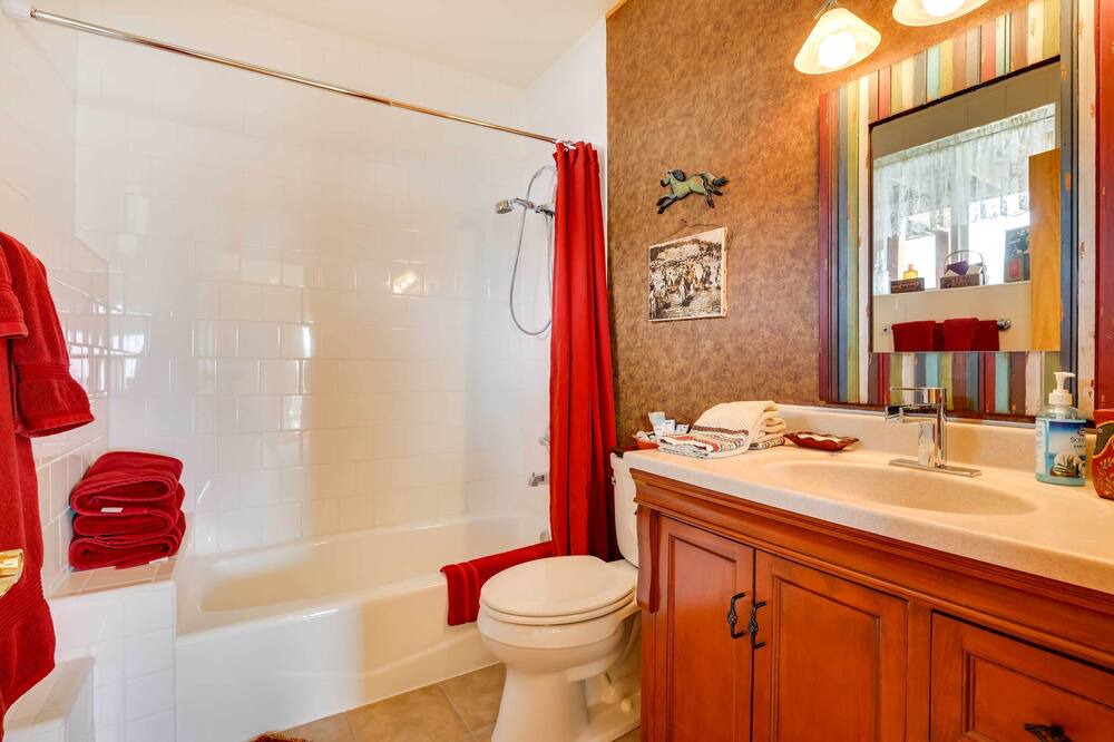 Photo of Bathroom in Warm Springs