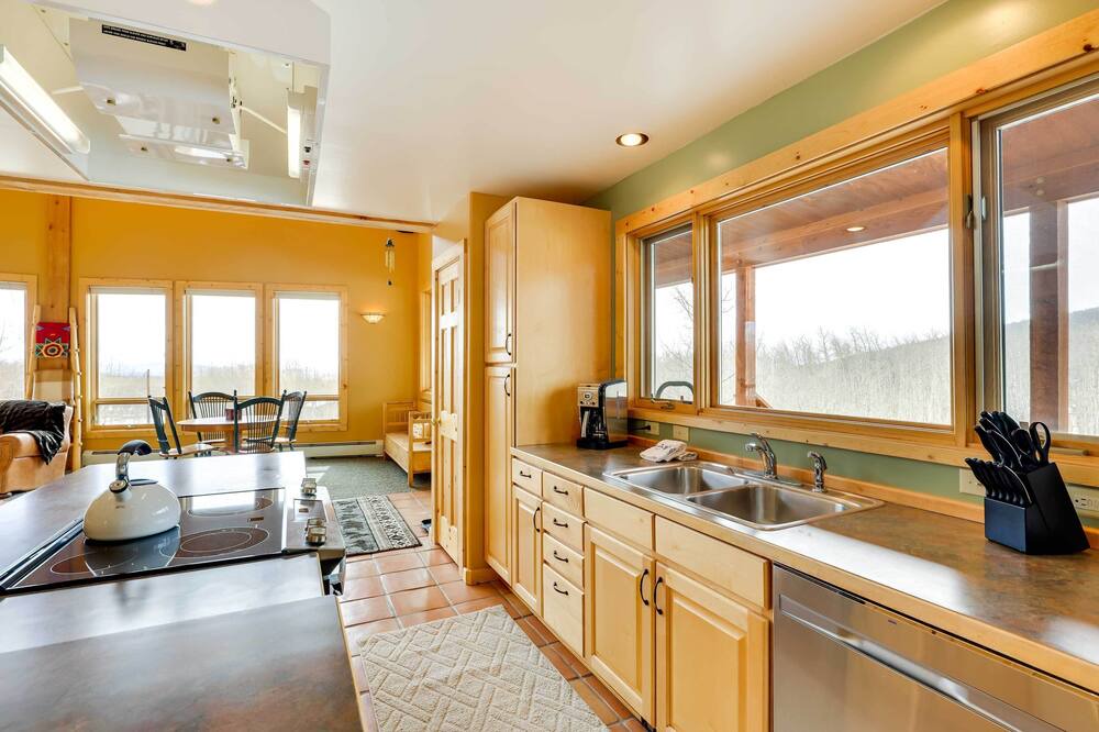 Photo of Kitchen in Warm Springs