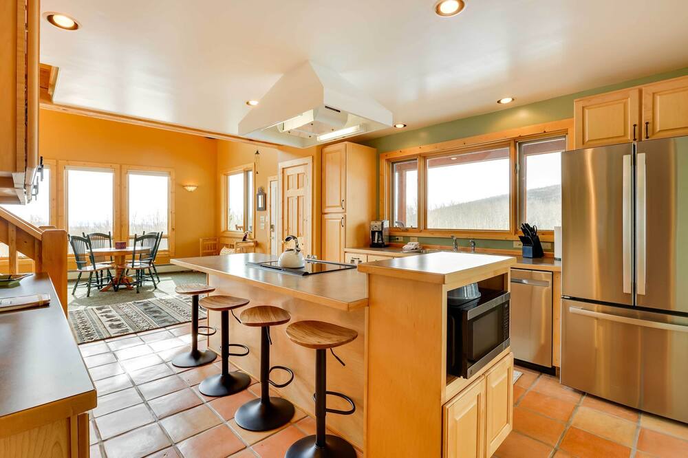 Photo of Kitchen in Warm Springs