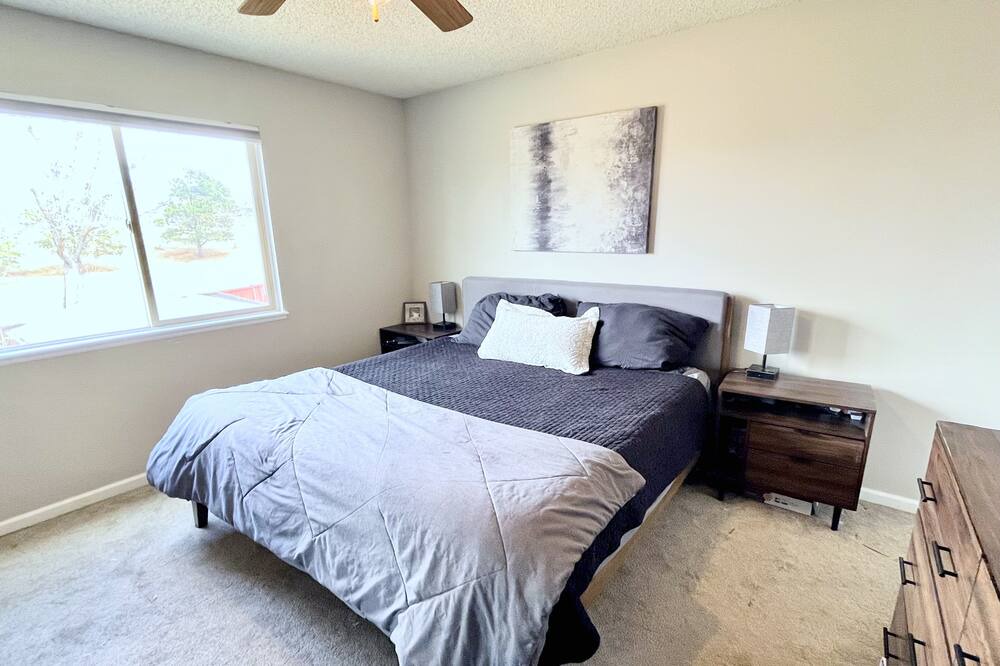Photo of Bedroom in Stetson Hills