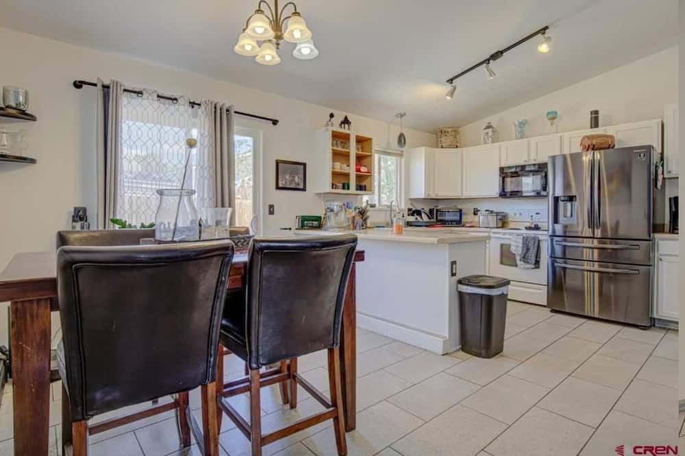 Photo of Livingroom in Clifton