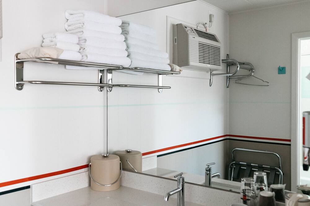 Photo of Bathroom in Mancos