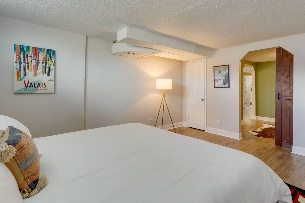 Photo of Bedroom in Northeast Park Hill