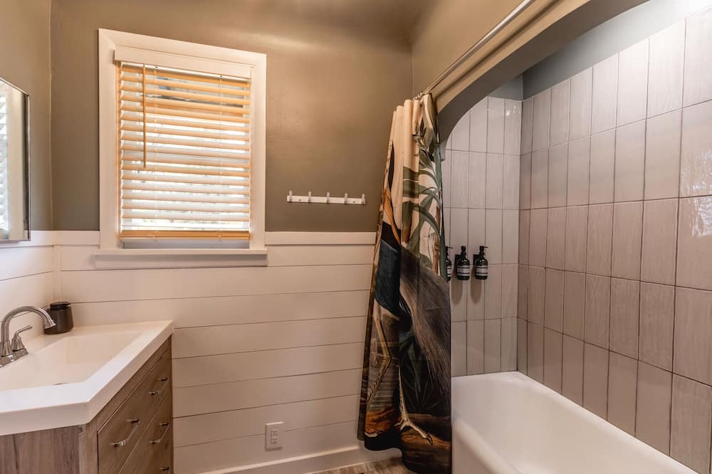 Photo of Bathroom in Paonia