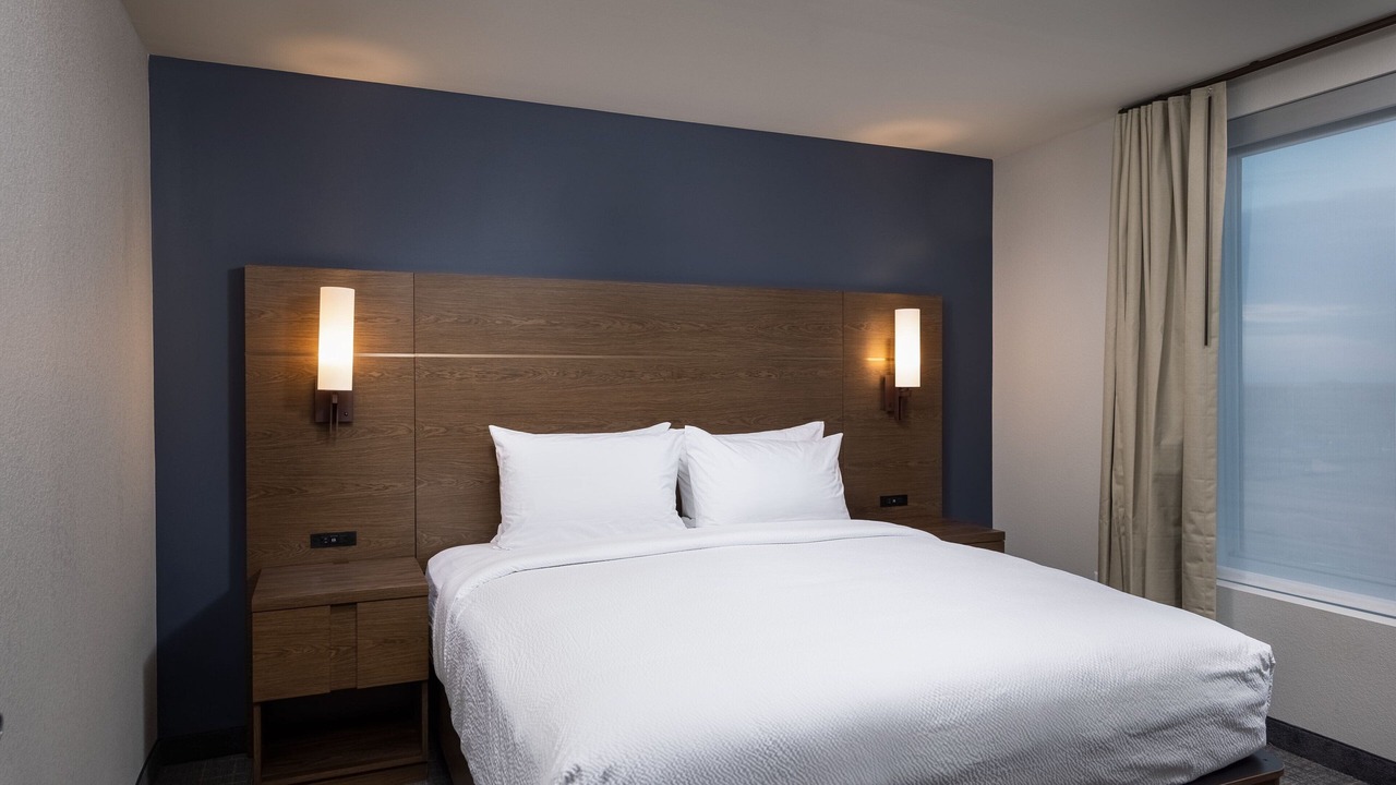 Photo of Bedroom in Heather Gardens