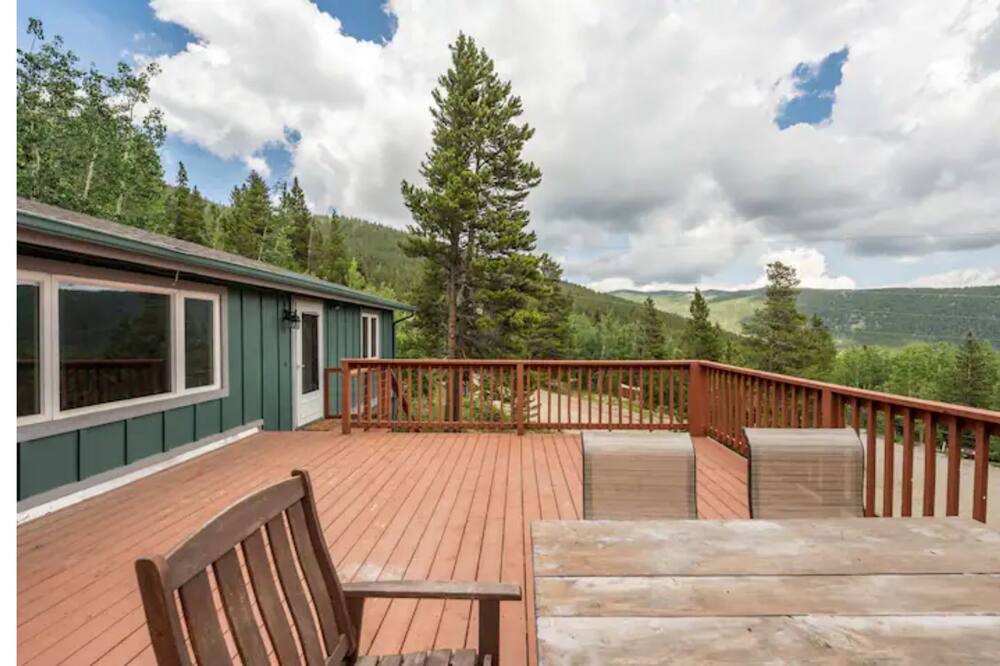 Photo of Outdoor in Saint Mary's