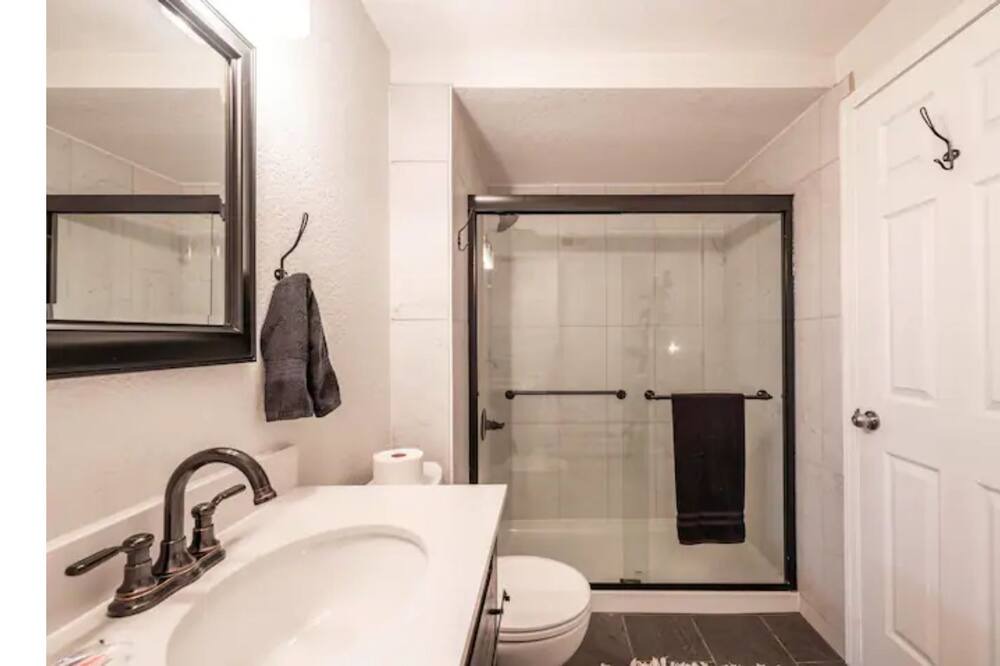 Photo of Bathroom in Saint Mary's