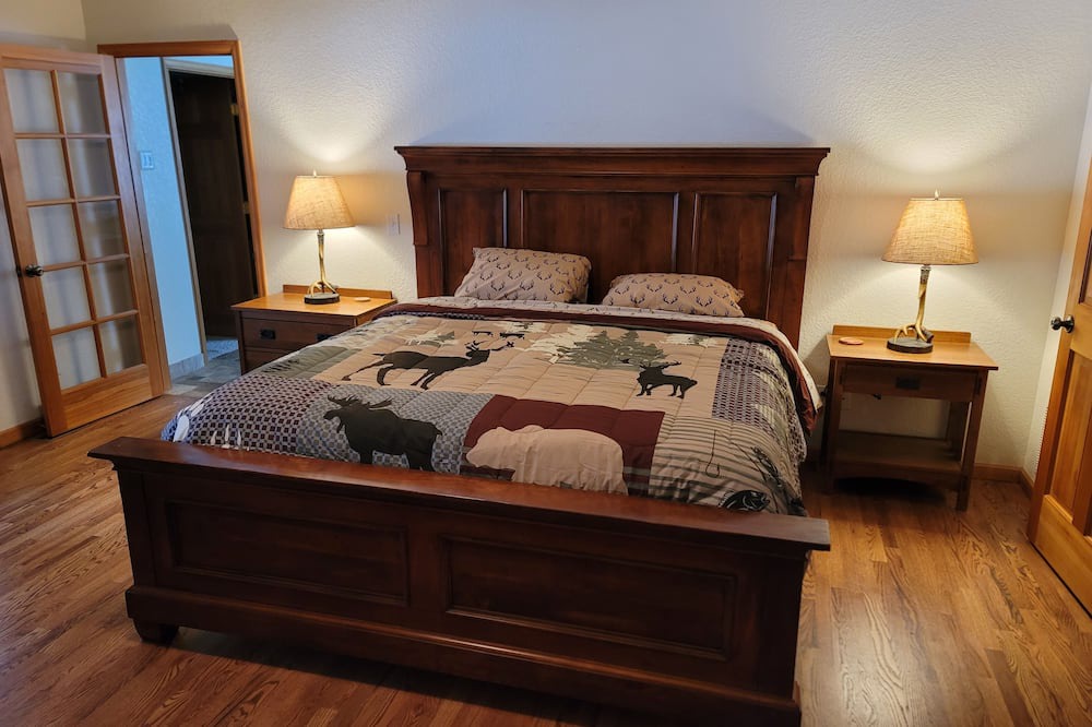 Photo of Bedroom in Perry Park