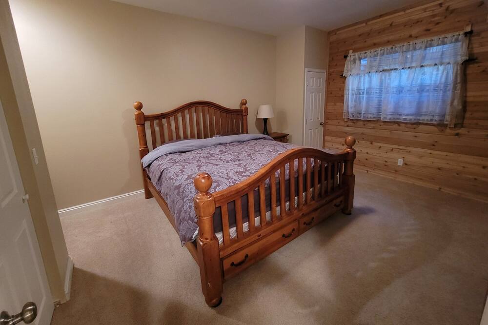 Photo of Bedroom in Perry Park