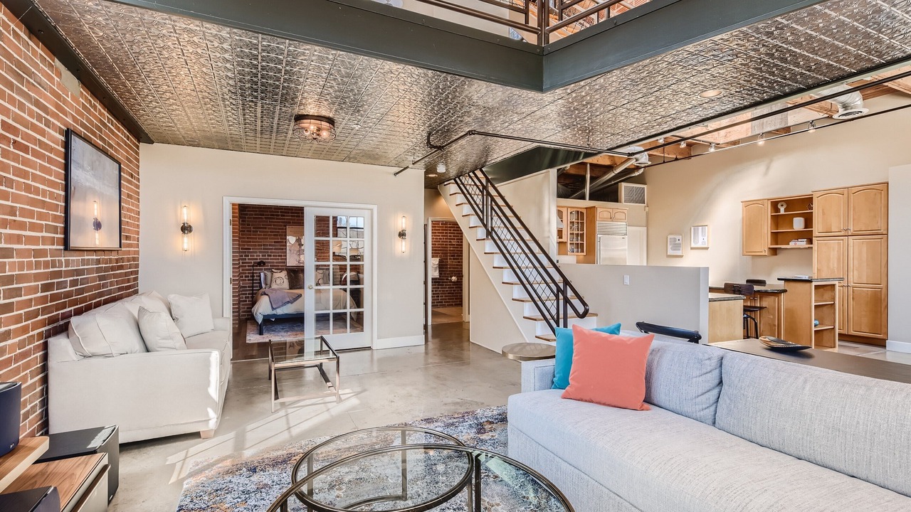Photo of Livingroom in Uptown