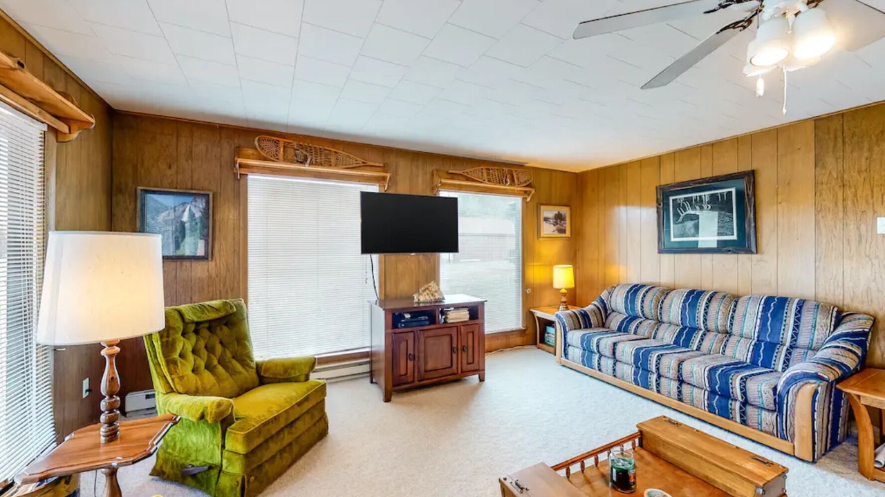 Photo of Livingroom in Ponderosa Pines