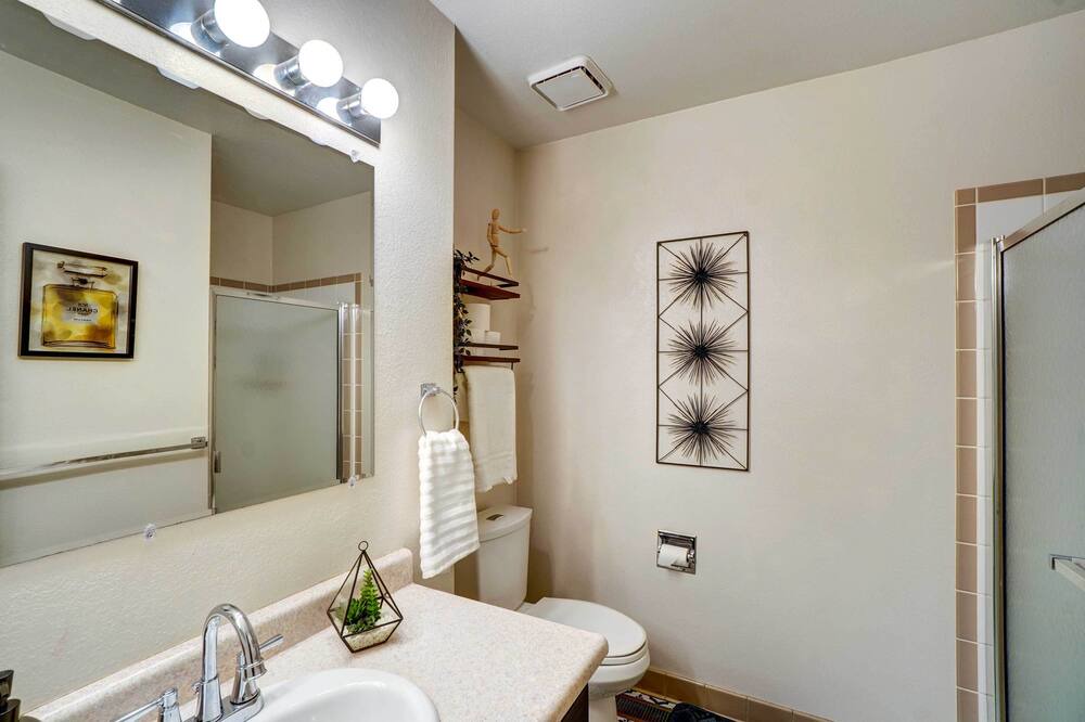 Photo of Bathroom in Highlands Ranch