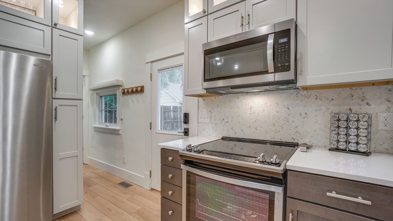 Photo of Kitchen in Martinez Park