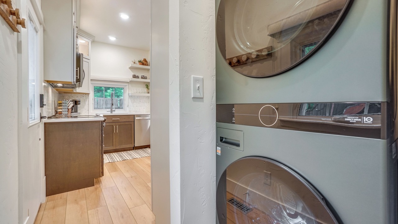Photo of Kitchen in Martinez Park
