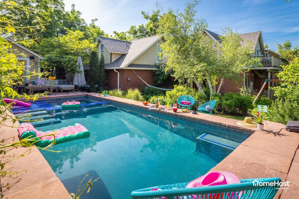 Photo of Outdoor in Mapleton Hill