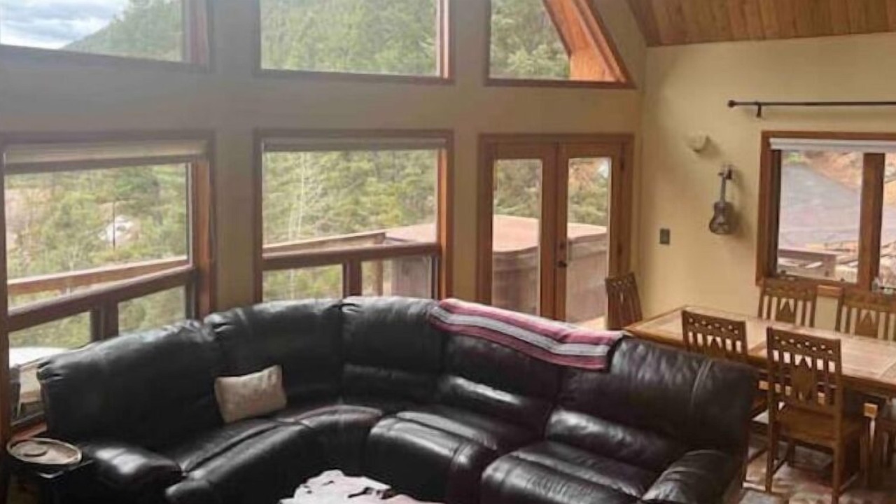 Photo of Livingroom in Conifer Mountain and Meadows