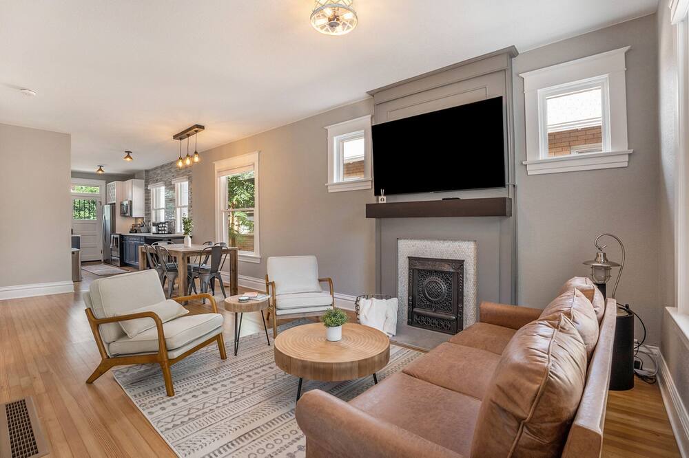 Photo of Livingroom in Congress Park