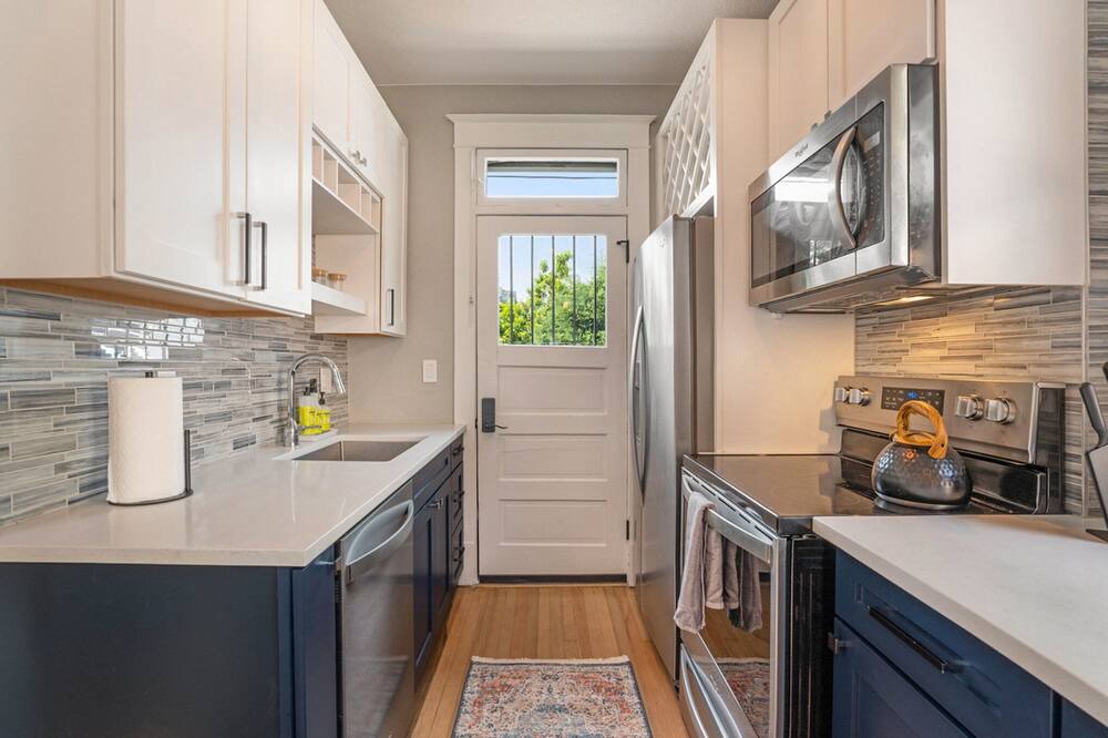 Photo of Kitchen in Congress Park