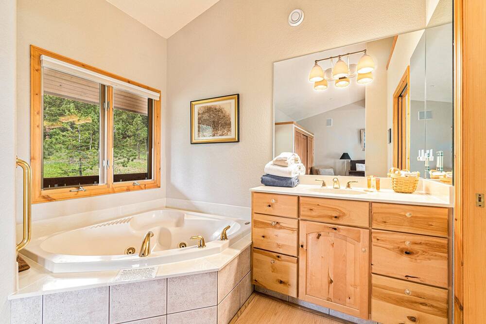 Photo of Bathroom in Allenspark